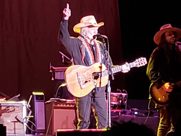 43350206_563483094083401_2982330530478948352_n